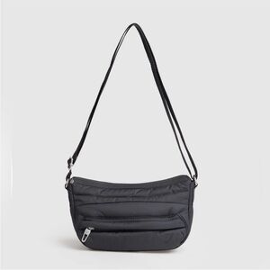 GYMSHARK PREMIUM LIFESTYLE SHOULDER BAG